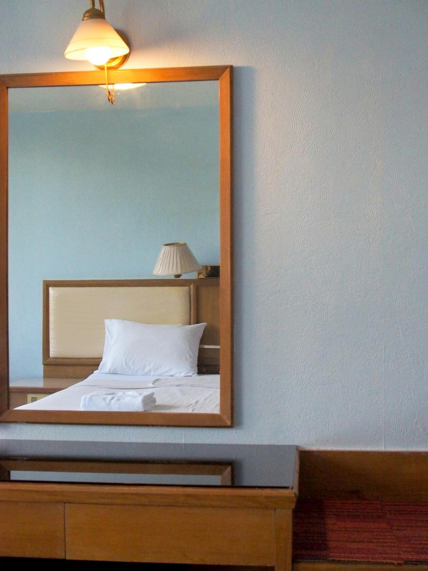 Wish Inn Chidlom Bkk - วิช อินน์ ชิดลม X Makkasan Exterior photo